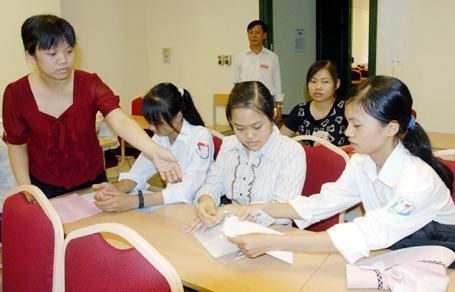 Các ngành khoa học xã hội bị hụt hơi